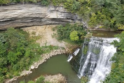 Burgess Falls and surrounding cliffs from the main observation platform.